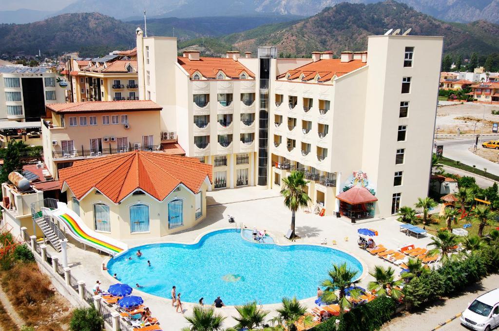 Larissa Inn Kemer Exterior photo